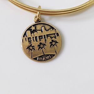 Alex and Ani Gold Destination Miami Bracelet NEW